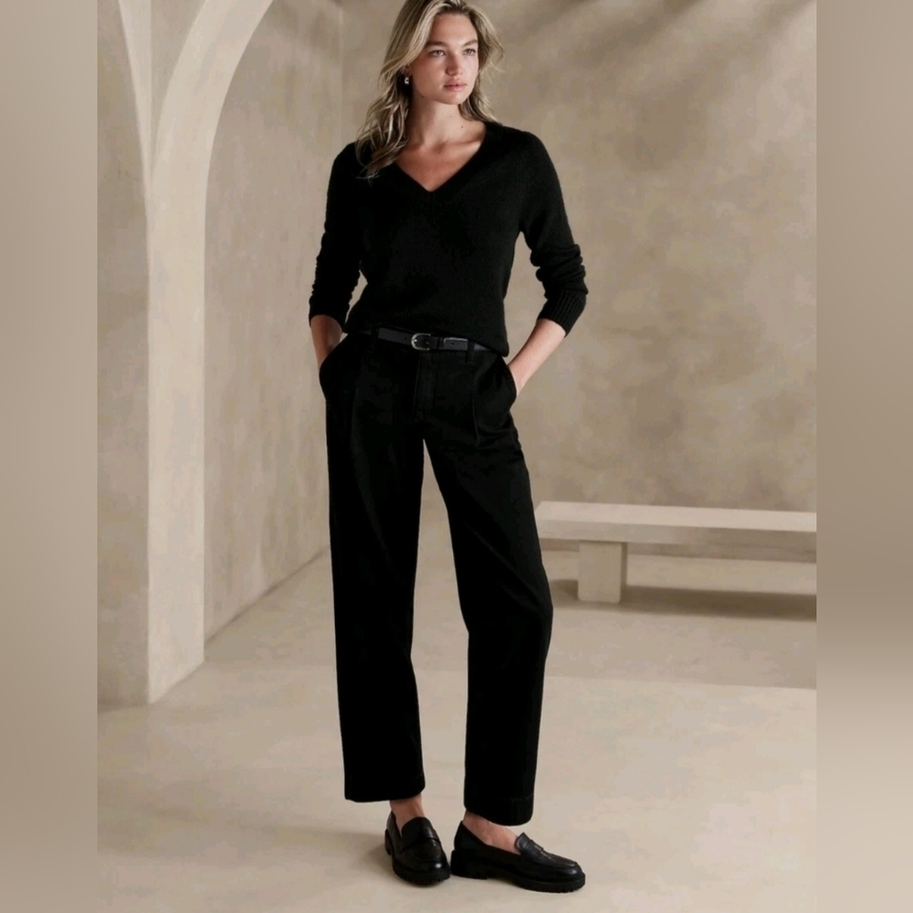 Banana Republic Luxe Mid Rise Pleated Straight Jeans Black Wash Size 28/6 RT$120